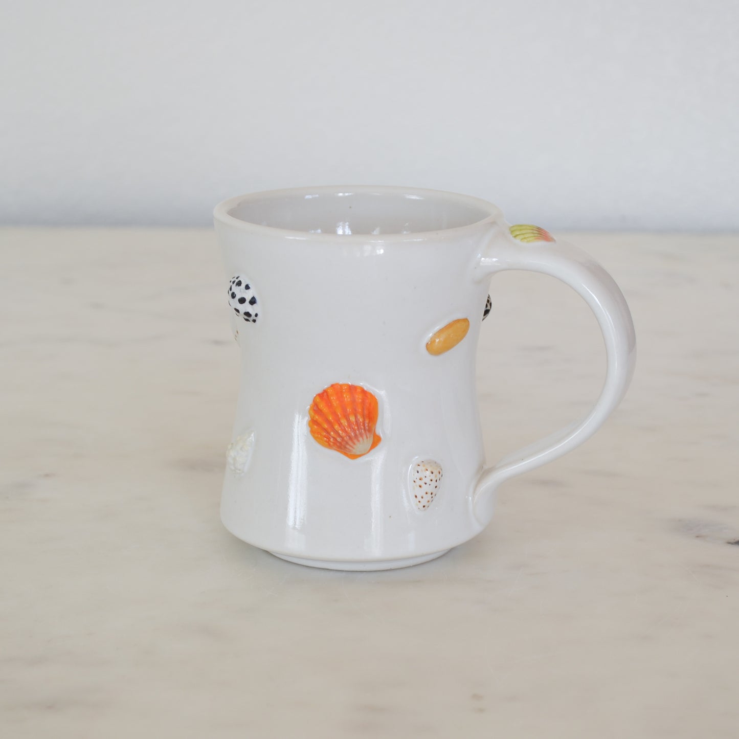 Hawaiian Shell Tapered Mug 2