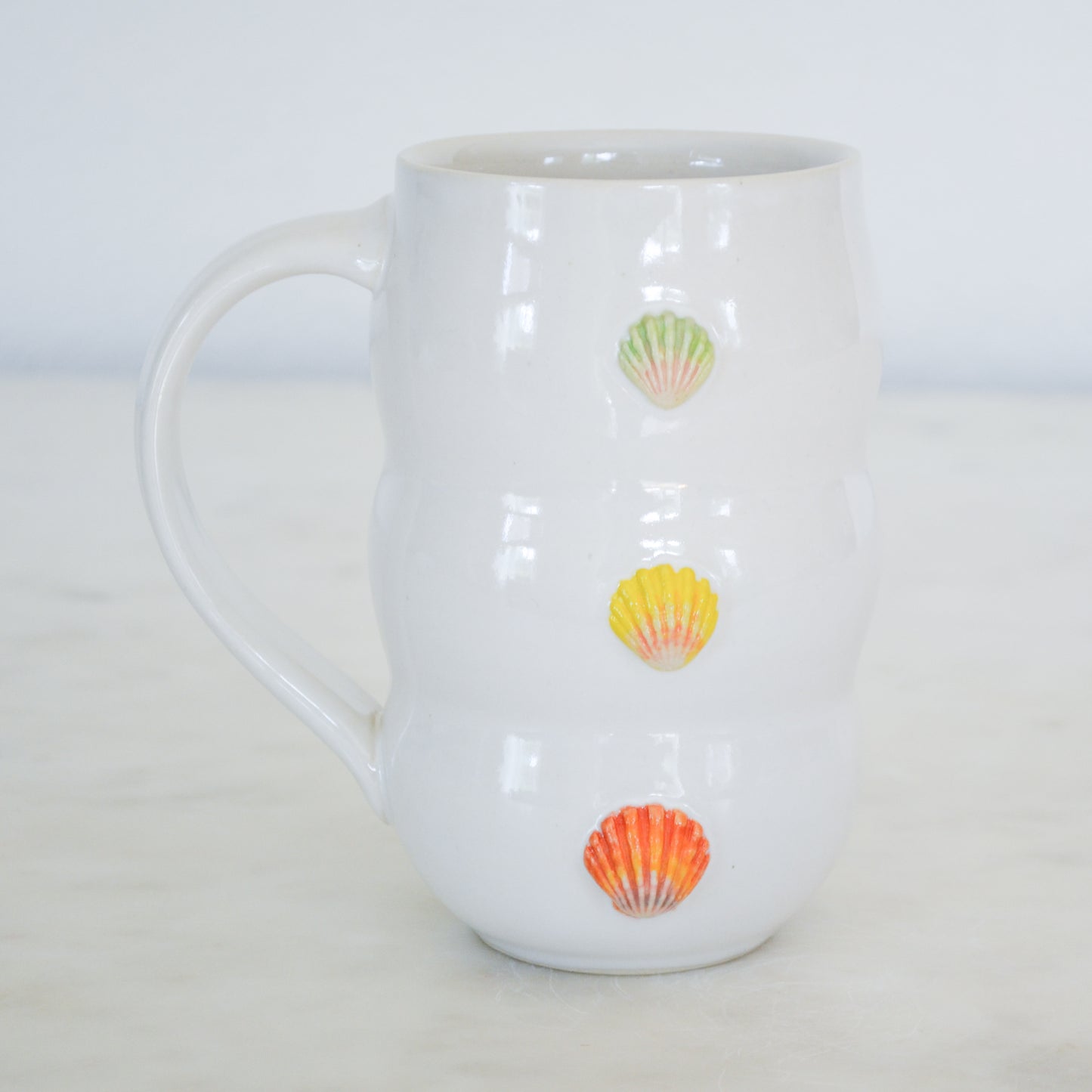 Sunrise Shell Curvy Mug no.1