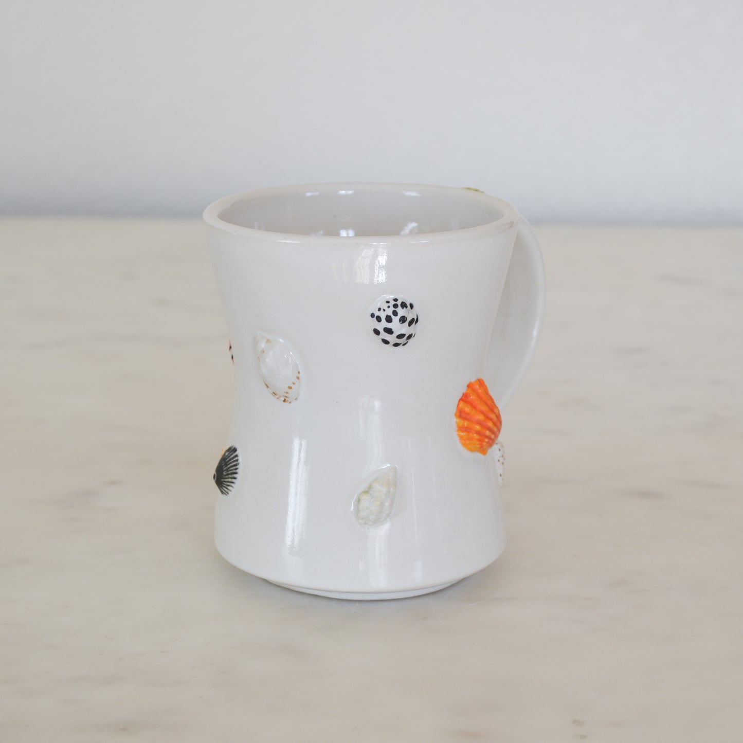Hawaiian Shell Tapered Mug 2
