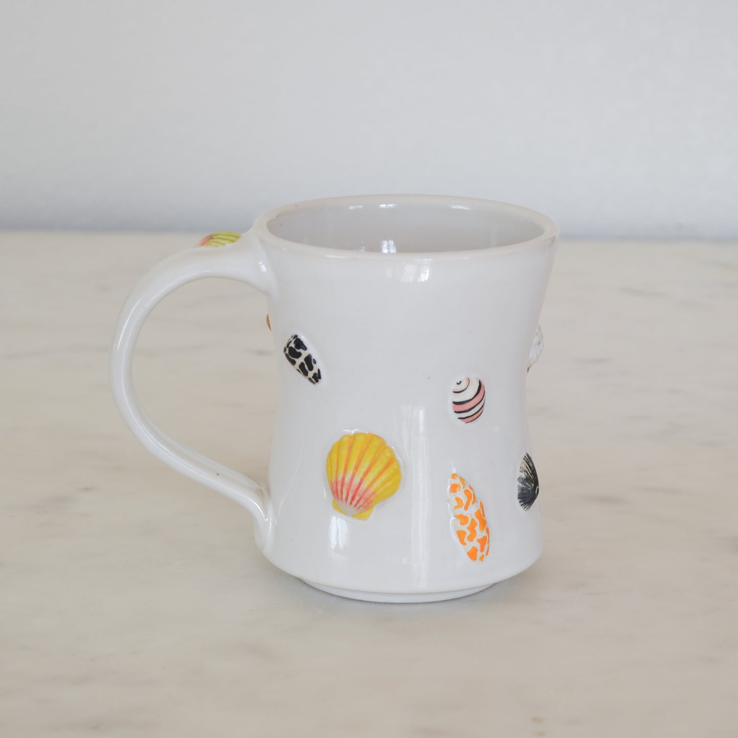 Hawaiian Shell Tapered Mug 2