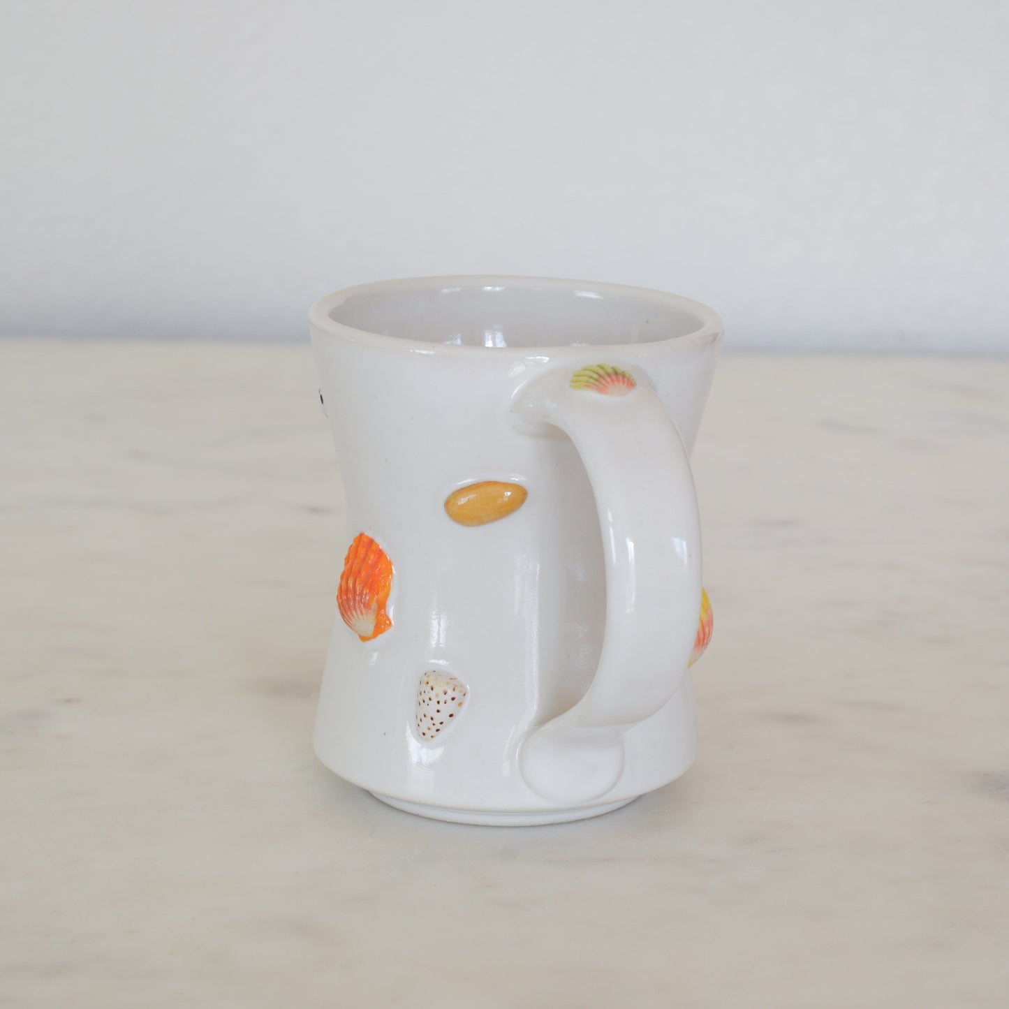 Hawaiian Shell Tapered Mug 2