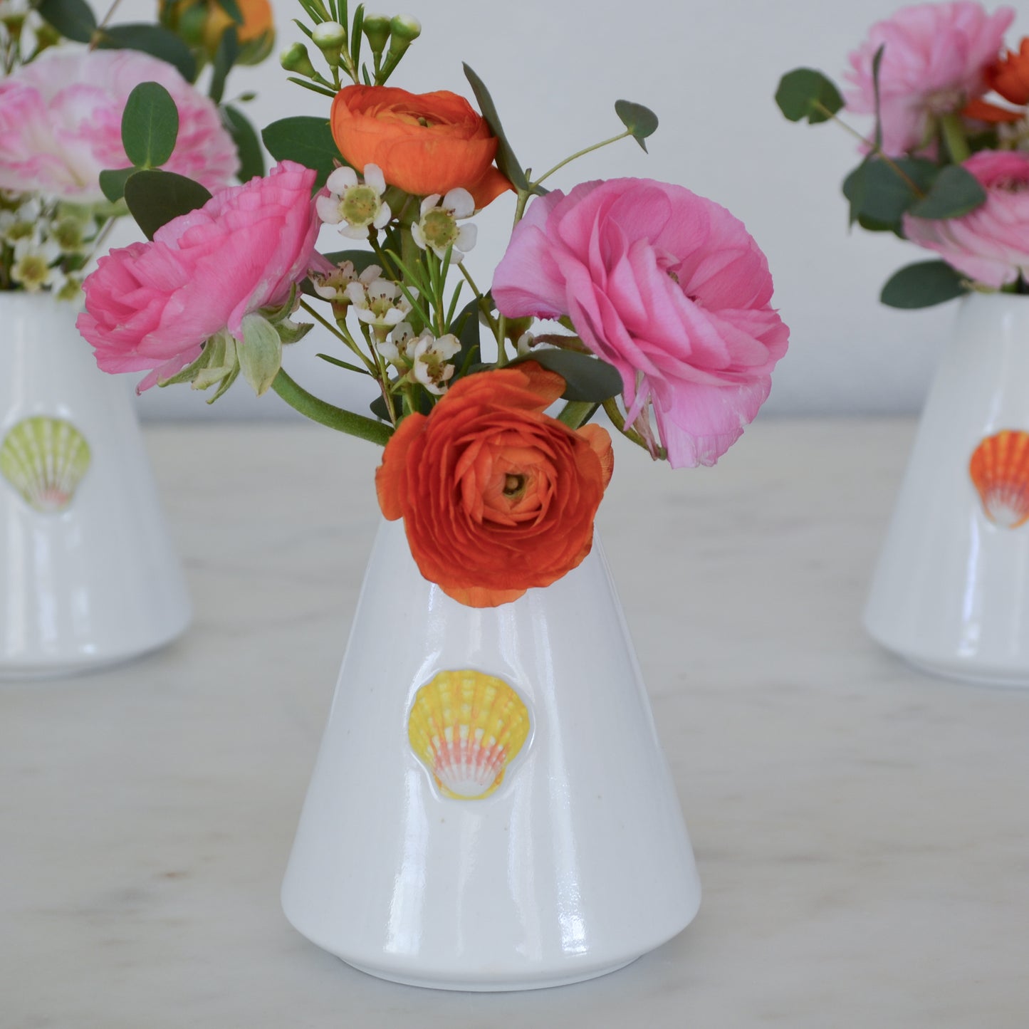 Sunrise Shell Tri Vase