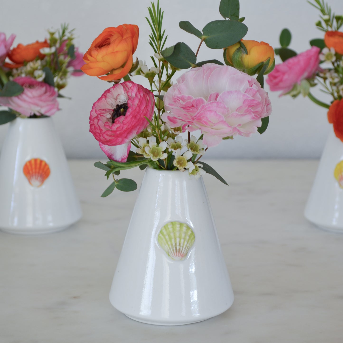 Sunrise Shell Tri Vase